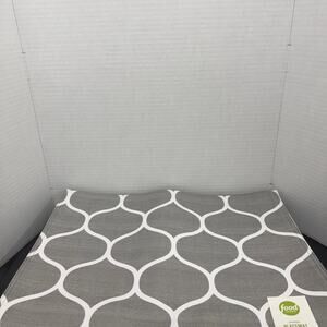 Food Network  Fabric Dining Table Placemats Set of 6 Grey Ribbed 14” x 19” New